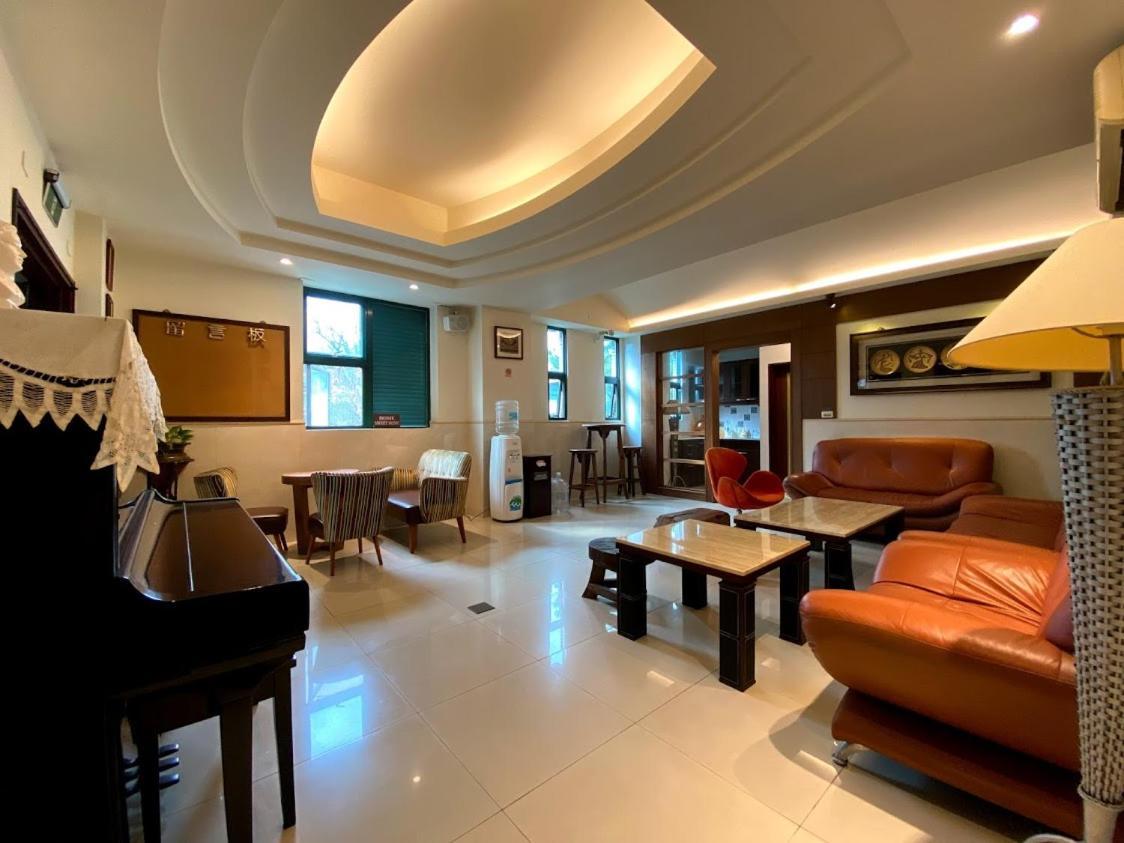 Ho Feng Private Hotel 電梯自助民宿 จี๋อัน ภายนอก รูปภาพ